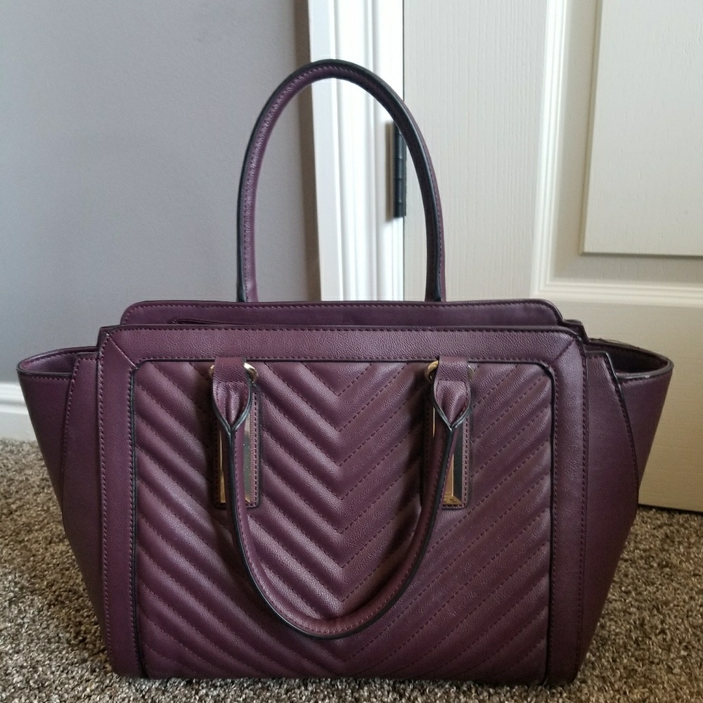 Violet tote bag